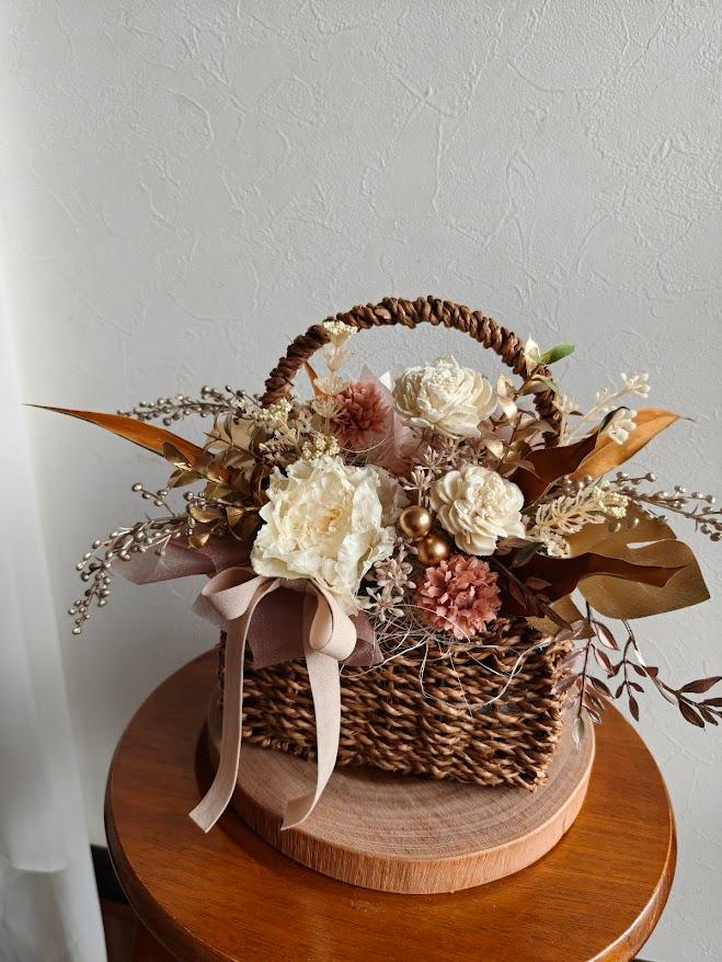 ゴールド×ベージュのアンティーク花籠 お祝い花 開店祝い 店舗インテリア トルコキキョウ誕生日ドライフラワー 結婚祝い | 6枚目